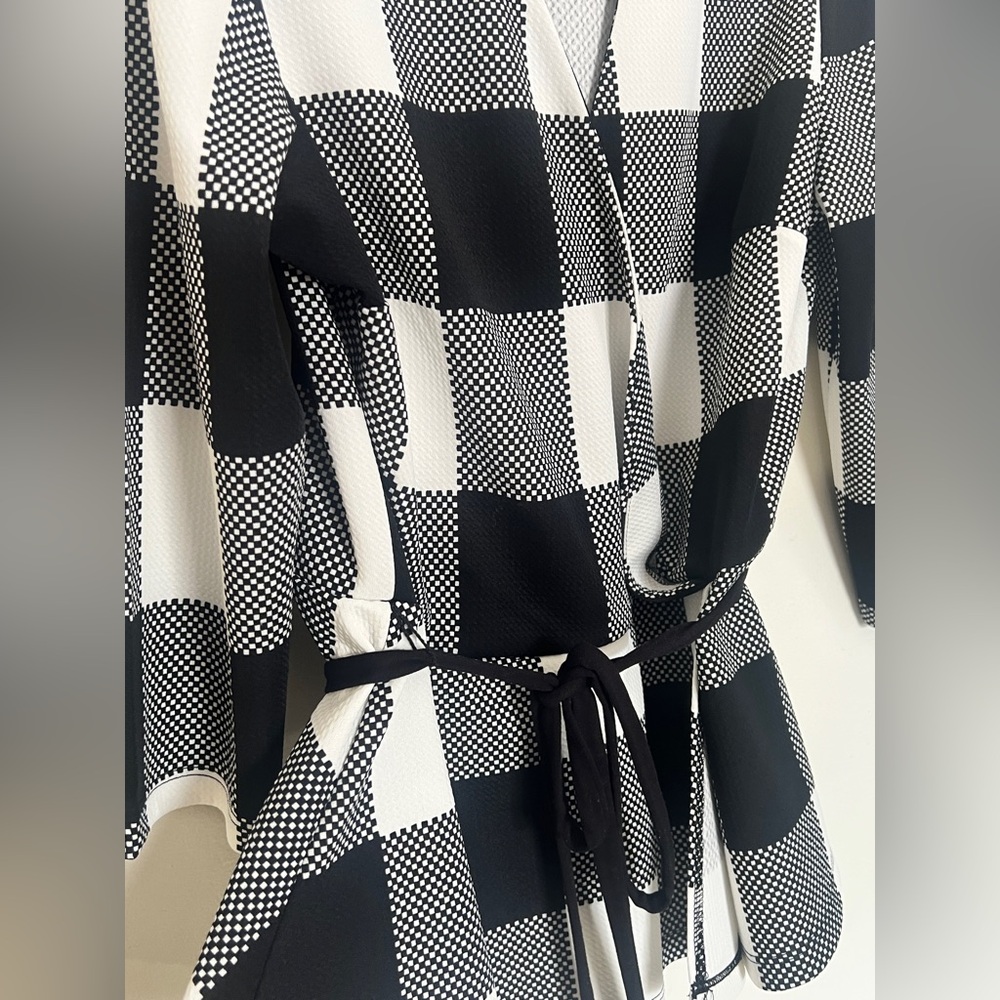 New York & Company Black and White Plaid Blouse - Picture 6 of 8